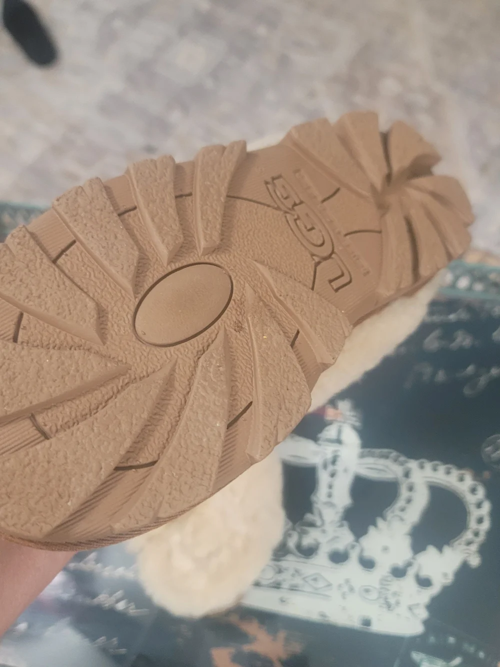 UGG Womans Chestnut Suede Slippers with Cream Shearling Cuff